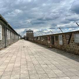 Wenen: dagtocht naar concentratiekampmonument Mauthausen