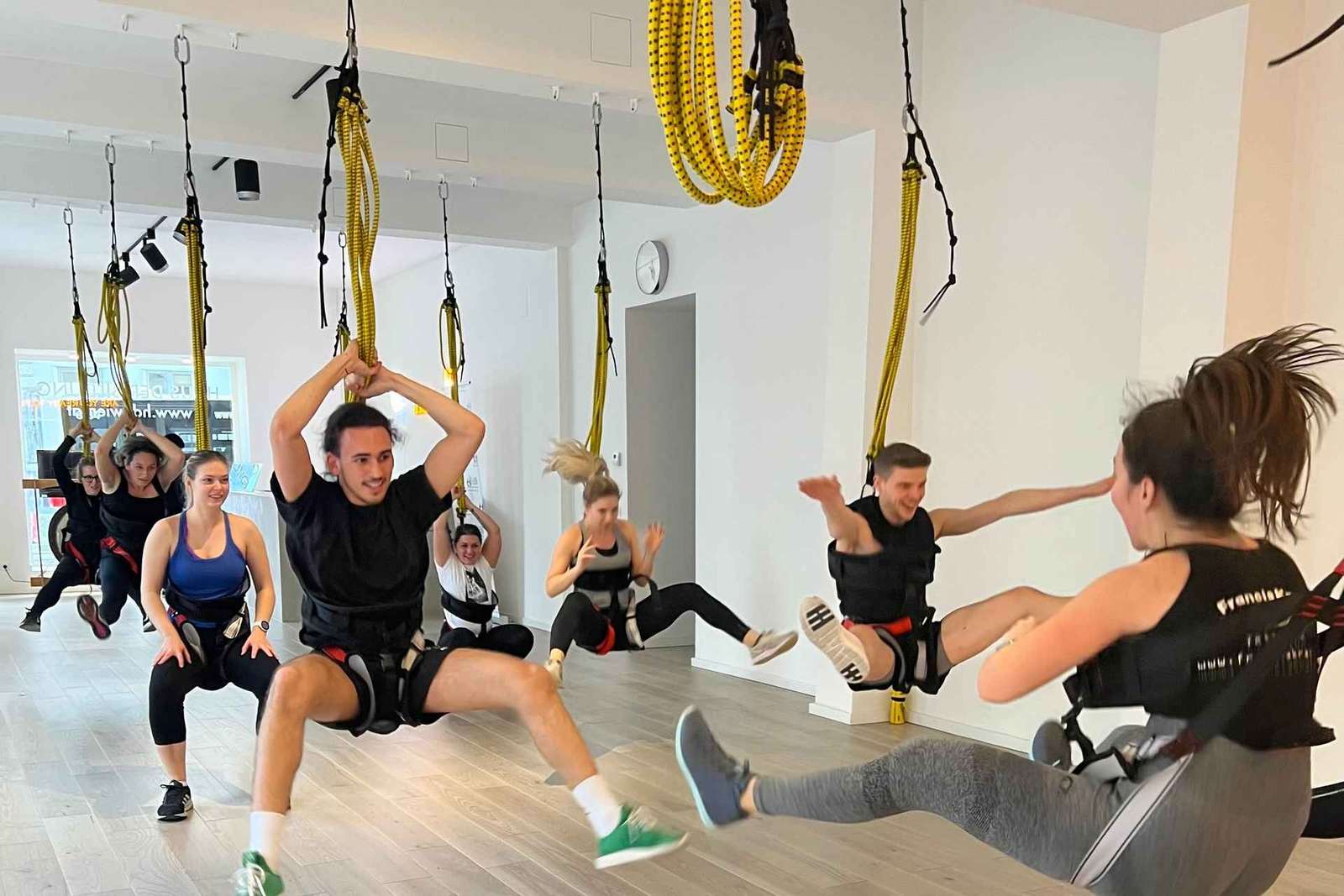 De leukste workout van Wenen: bungee-fitnesstraining