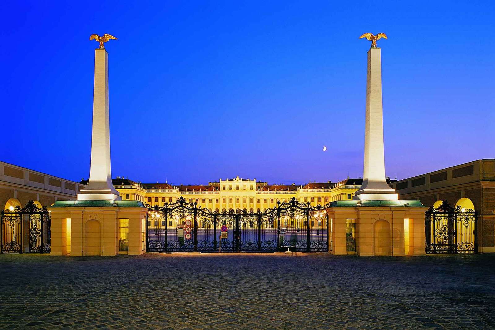 Wenen: Avondrondleiding Schönbrunn Paleis, Diner en Concert