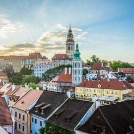 Wenen: Transfer naar Praag via het fabelachtige Cesky Krumlov
