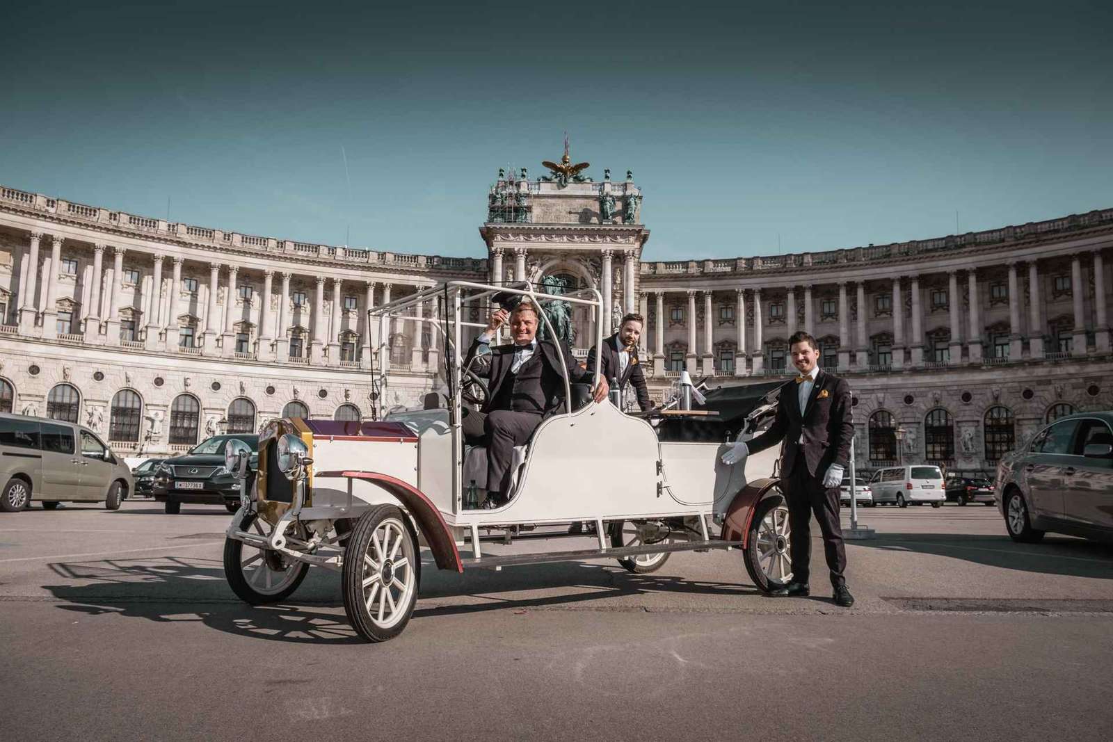 Wenen: Stadsrondleiding in een elektrische oldtimer