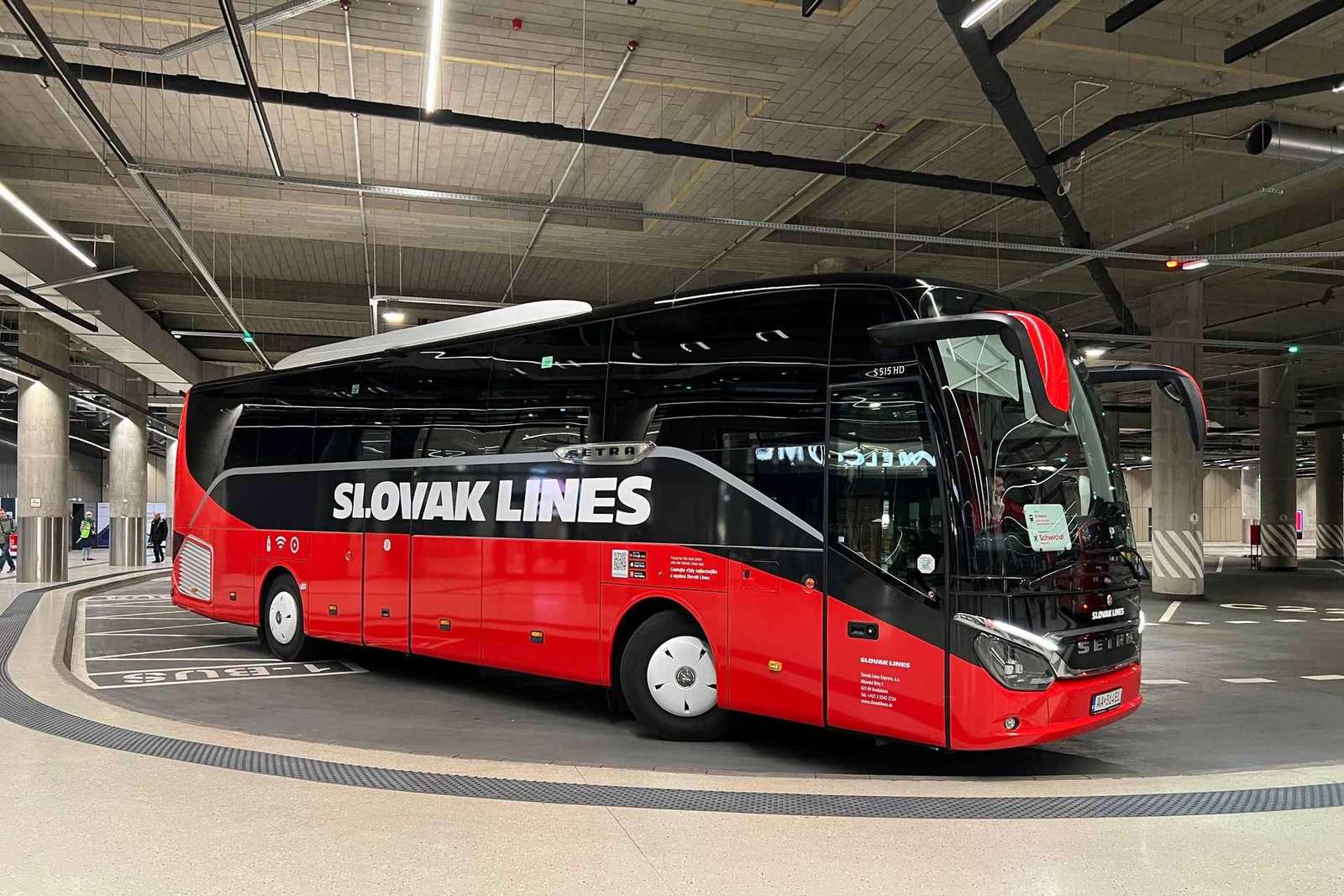 Bratislava - Wenen Luchthaven: Directe en betrouwbare bustransfer