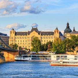 Wenen: Boedapest & Bratislava - dagtrip naar twee hoofdsteden