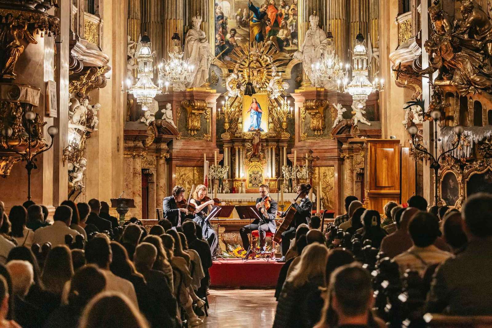 Wenen: ticket klassiek ensemble Wenen in de Sint-Pieterskerk