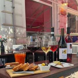 WENEN: Oostenrijkse wijnproeverij met tapas voor twee