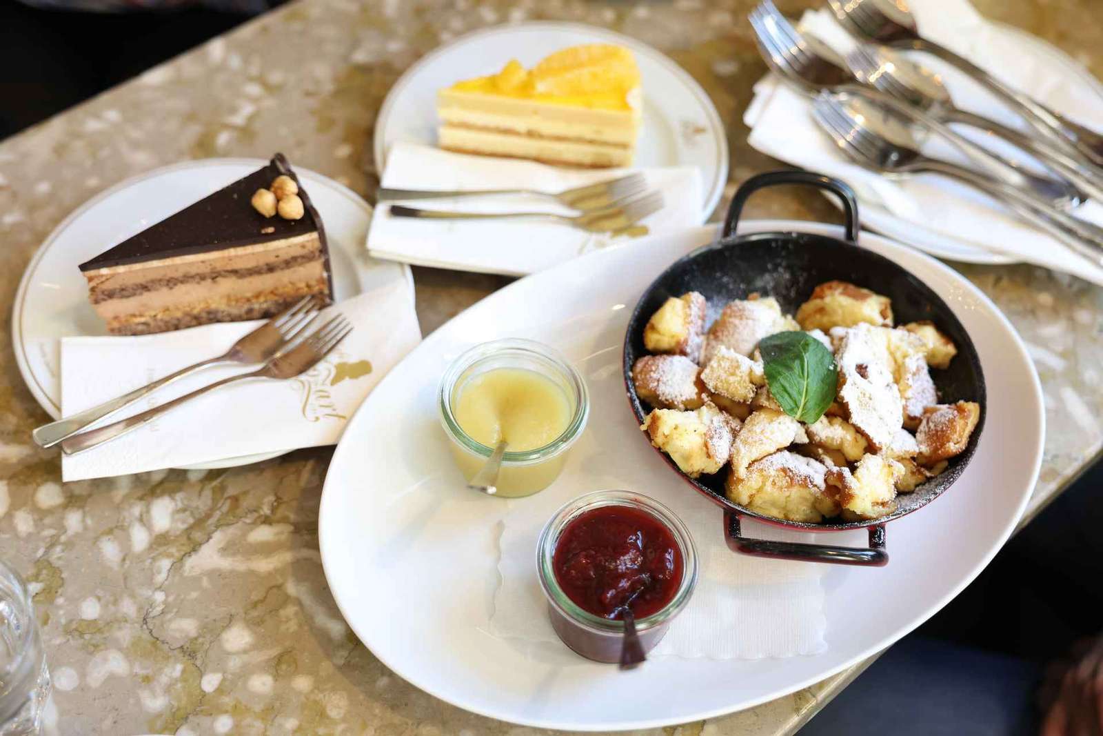 Smaak van Wenen: de ultieme culinaire tour met volledige maaltijd