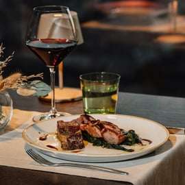Best View: Skyline Sunset Dinner in restaurant Altia by Urrechu