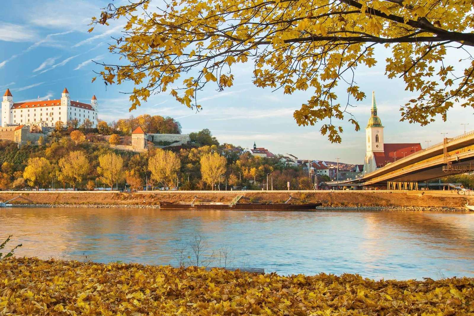 Van Wenen naar Bratislava, Devín en Hainburg – Rondleiding